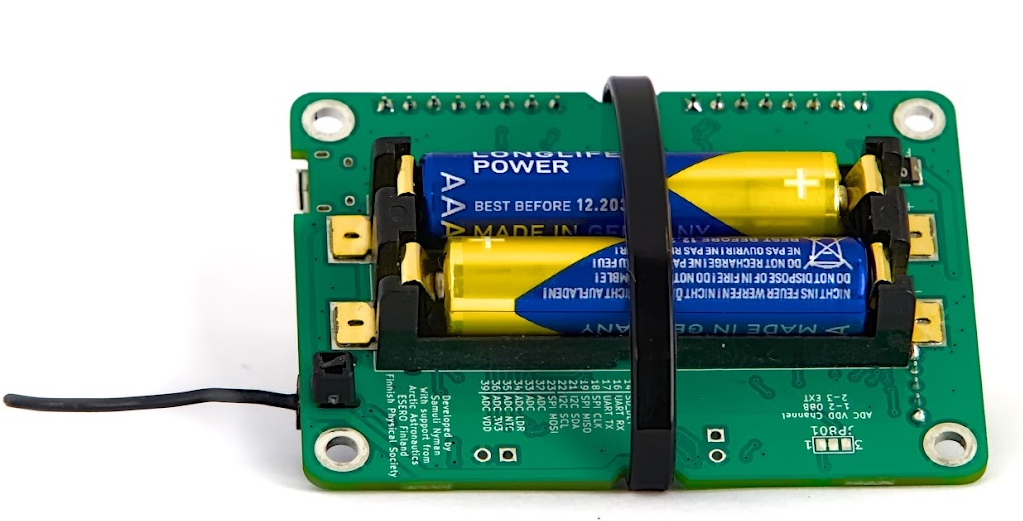 CanSat NeXT con batterie installate